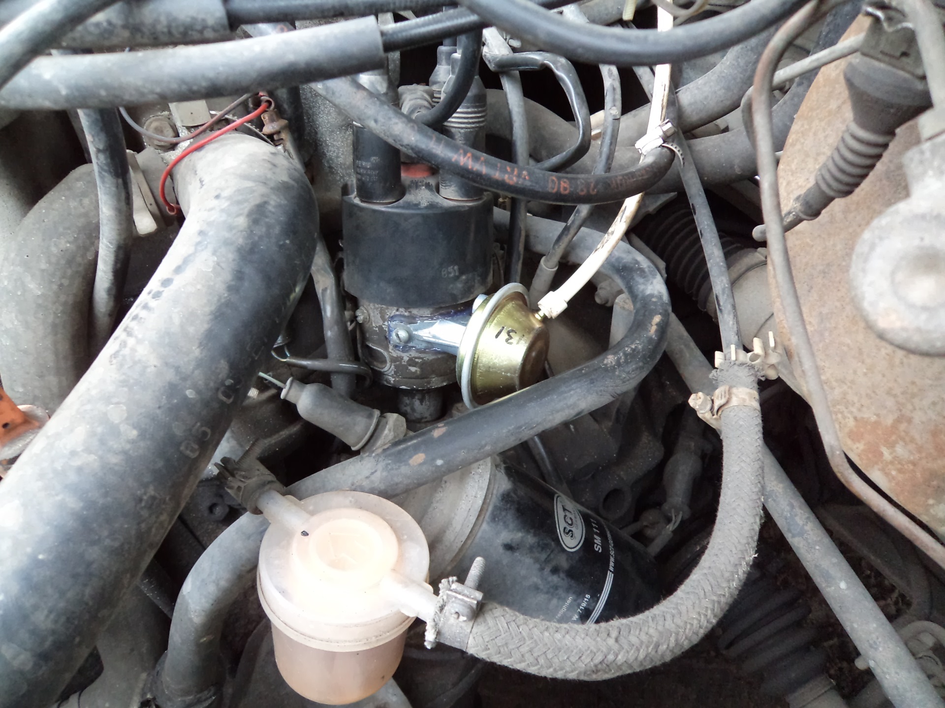 ауди 80 б3 1. падают обороты и машина глохнет нефаз 52997. датчик холостого ауди 80 б3 моновпрыск 1. джетроник ауди 80. ауди 80 глохнет на ходу.