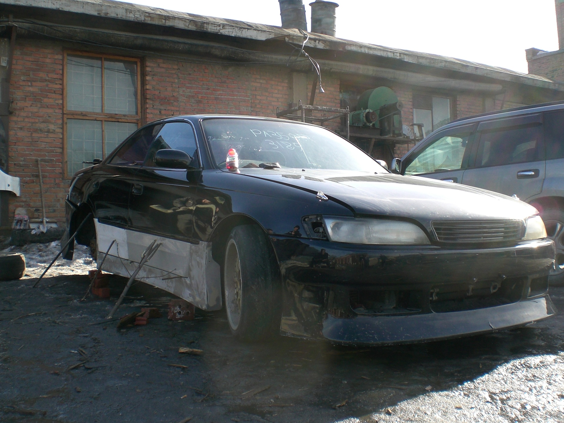 Preparation  painting - Toyota Mark II 25L 1995