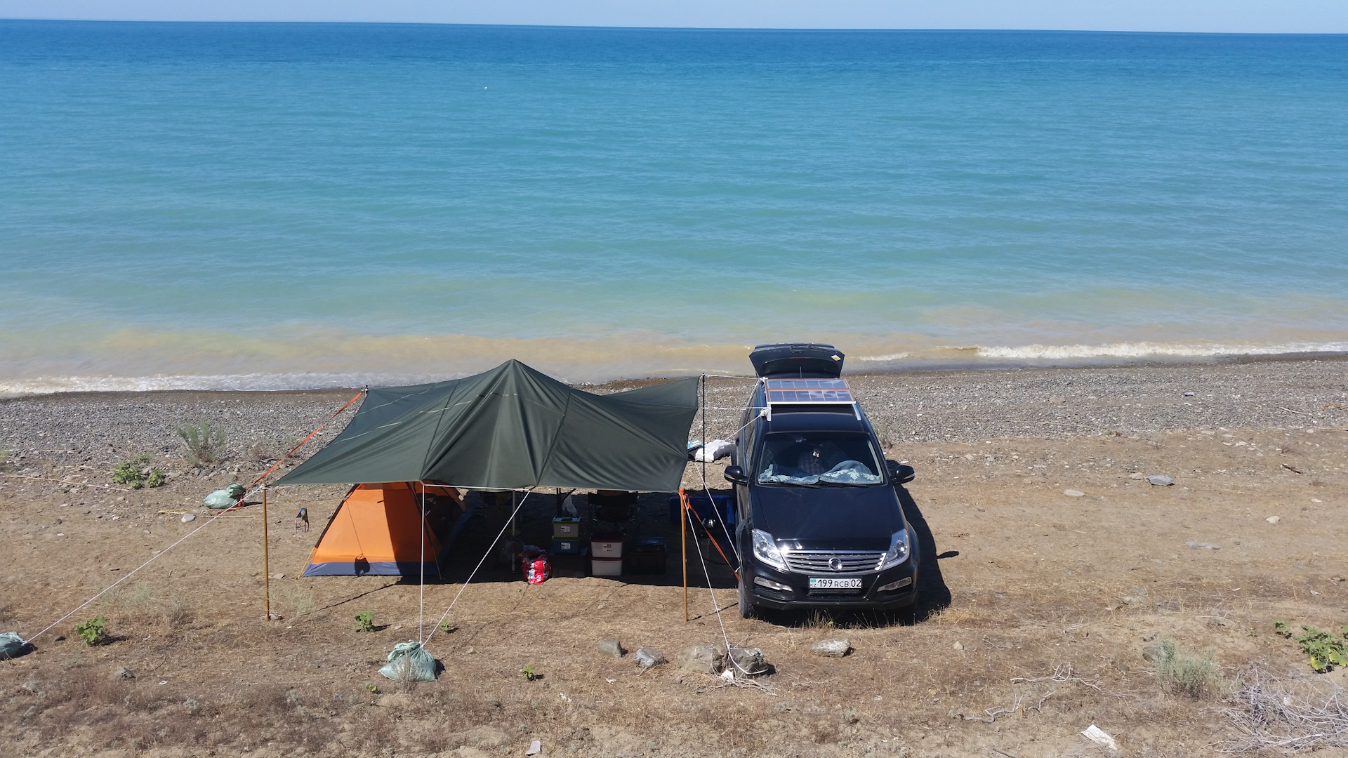 Каспийское море палаточный лагерь