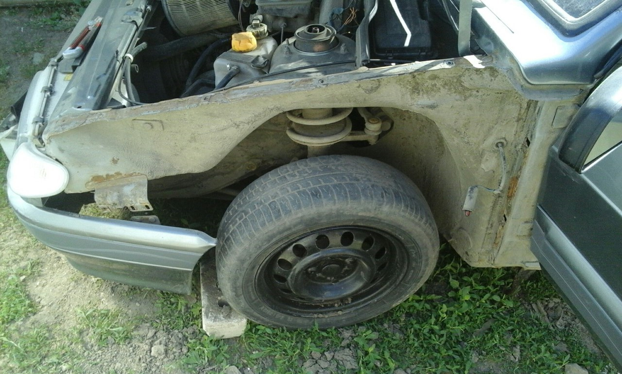 замена порогов и днищя и усиления усилителей — Lada 2115, 1,5 л, 2004 ...