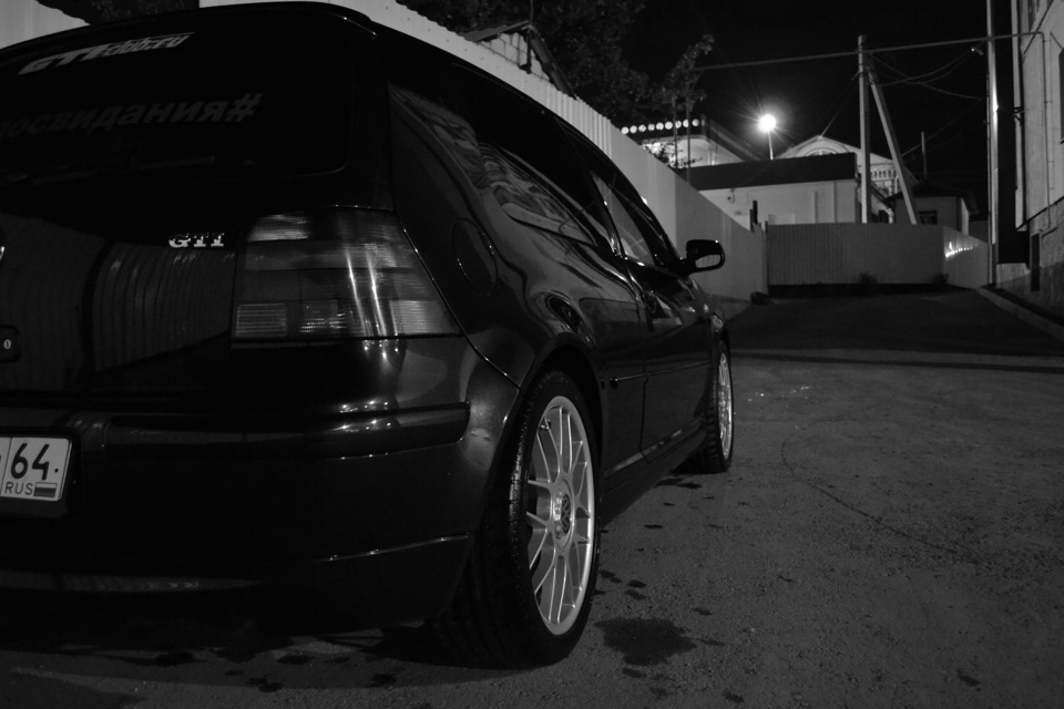 Чёрно-белый фотосет — Volkswagen Golf Mk4 GTI, 1,8 л., 2002 года ...