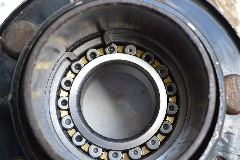 Как заменить задний ступичный подшипник на УАЗ Хлеб?