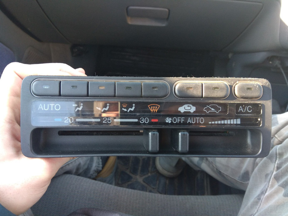 Блок управления климат-контролем Honda Odyssey — Honda Civic Hatchback (5G)