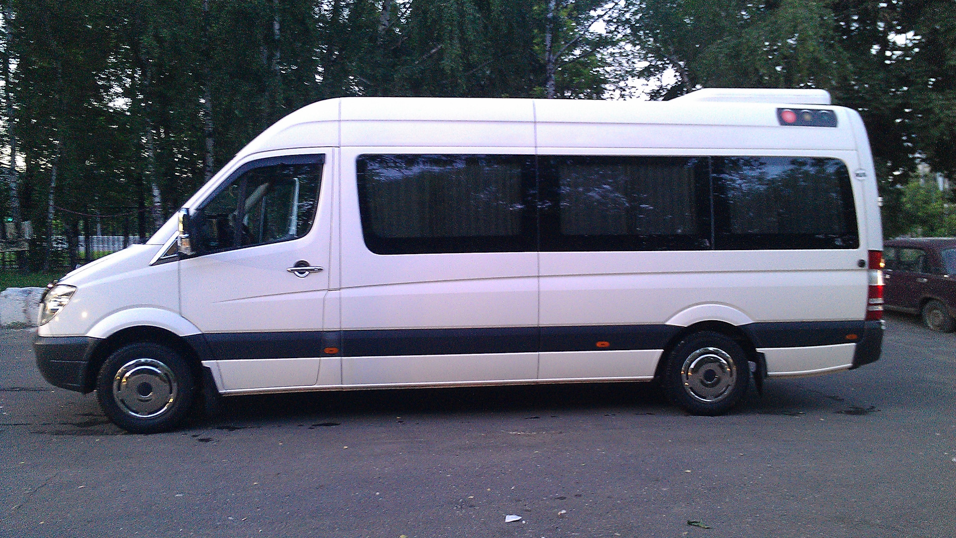 Mercedes-Benz Sprinter (2G) 2.2 дизельный 2007 | Кофеварка, холодильник, на  DRIVE2