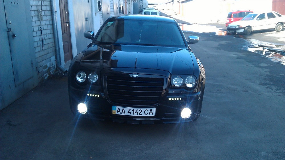 Chrysler 300c Bentley Style