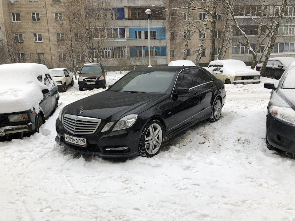 Фото в бортжурнале Mercedes-Benz E-Class (W212)