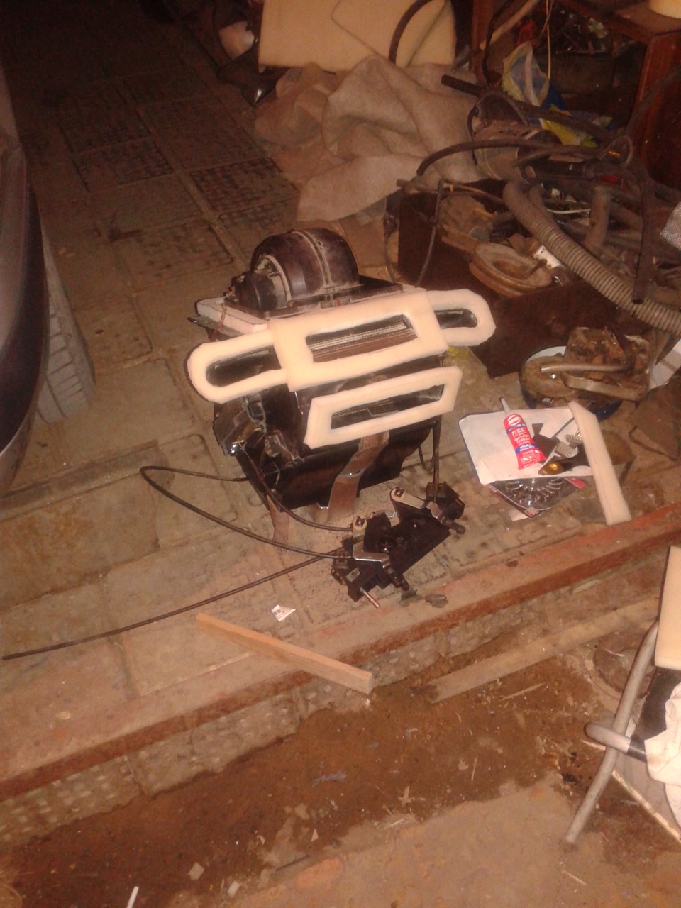 Чистка и проклейка печки — Lada 2109, 1,5 л, 1994 года | своими руками ...