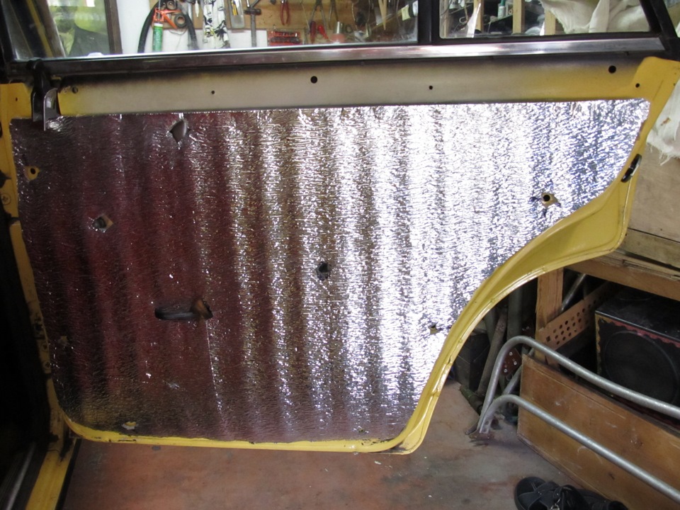 Задние двери, регулировка замков, ограничители. — Lada 2105, 1,3 л ...