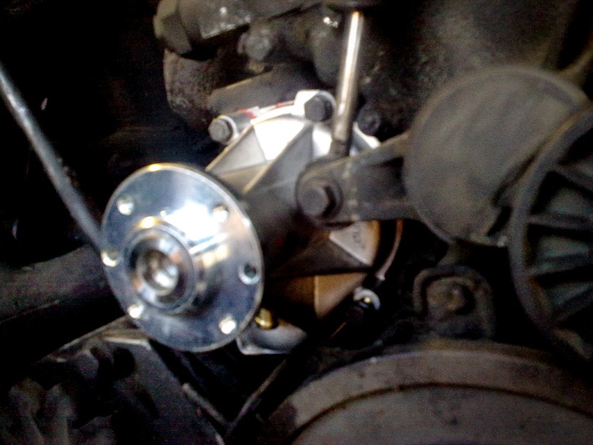 124 замена помпы