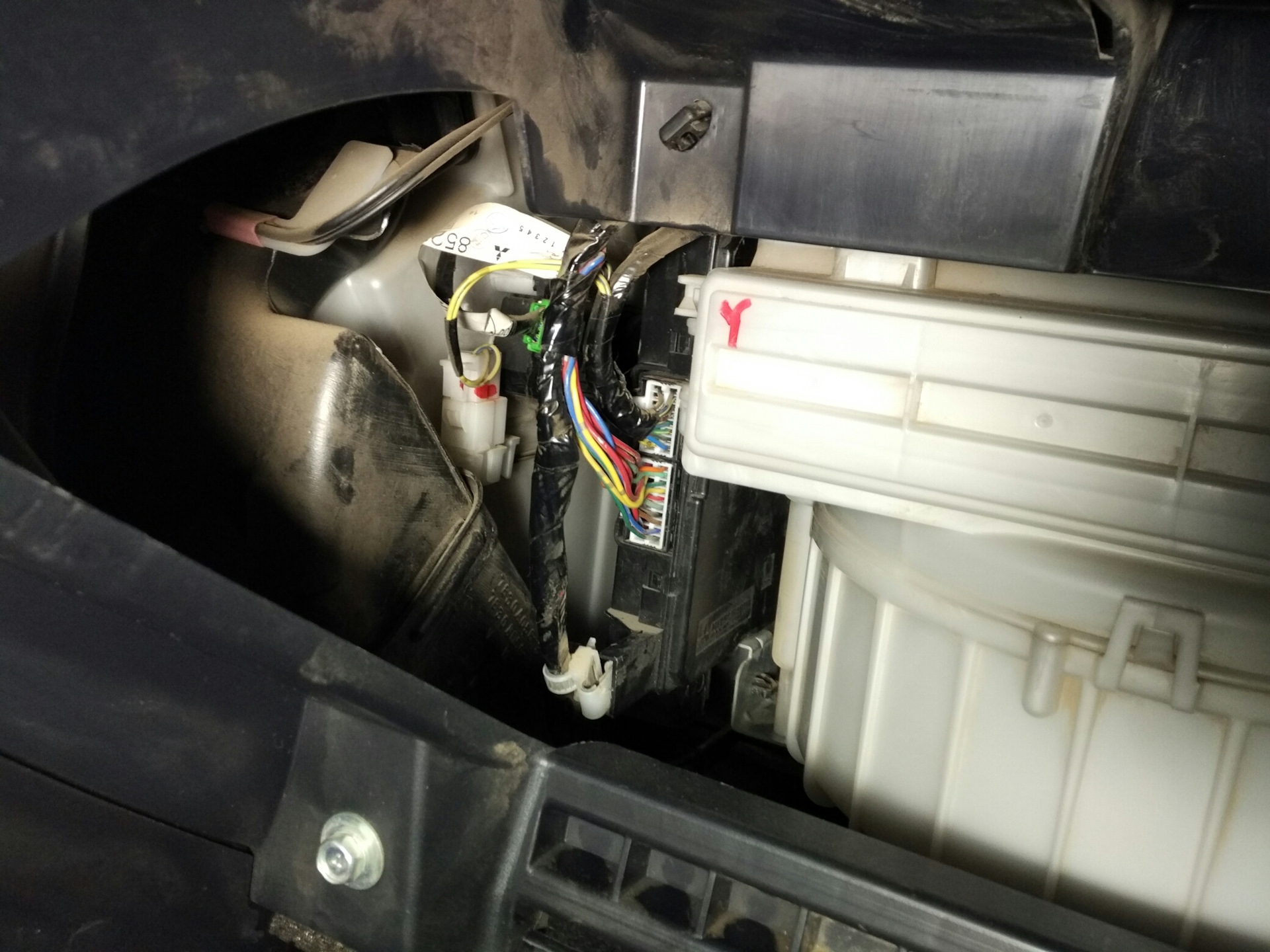 Замена блока климата и ремонт силового транзистора печки — Mitsubishi ...