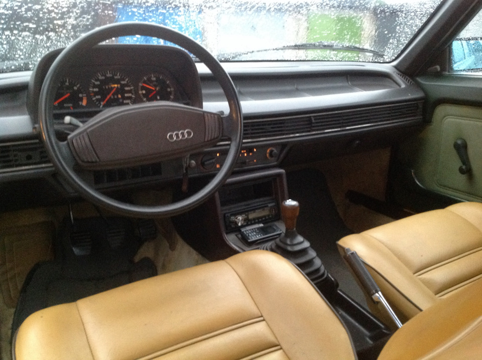 audi 100 c3 салон