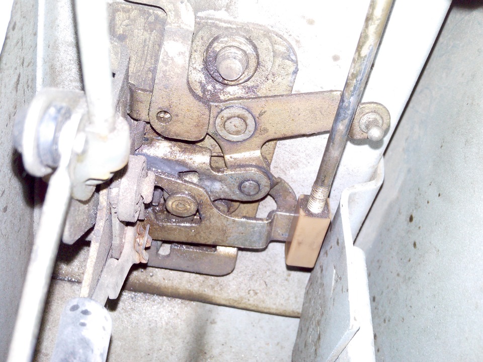 Подробная инструкция снятия и установки дверных ручек Lada Kalina