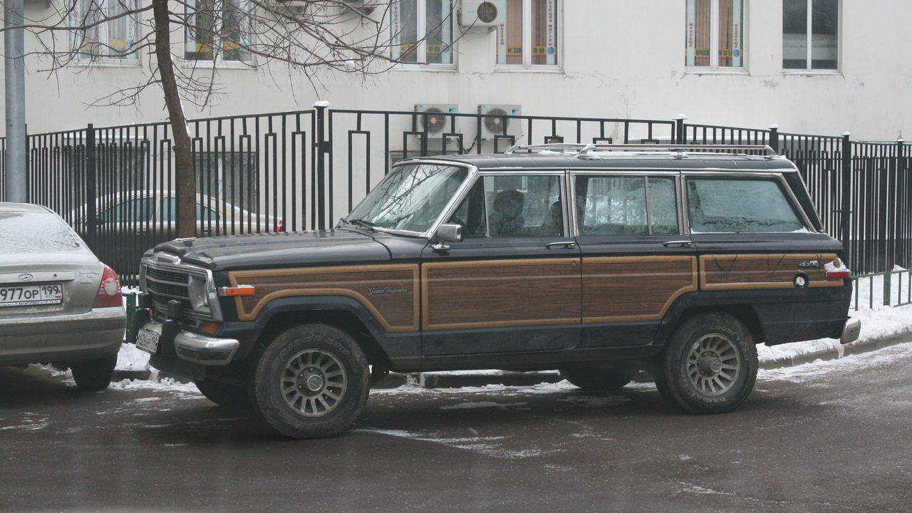 Jeep Wagoneer 5.9 бензиновый 1990 | в Солнечногорске на DRIVE2