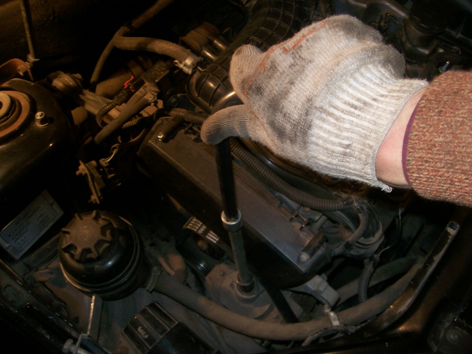 Замена ремня генератора и диодного моста в генераторе. — Lada Приора ...