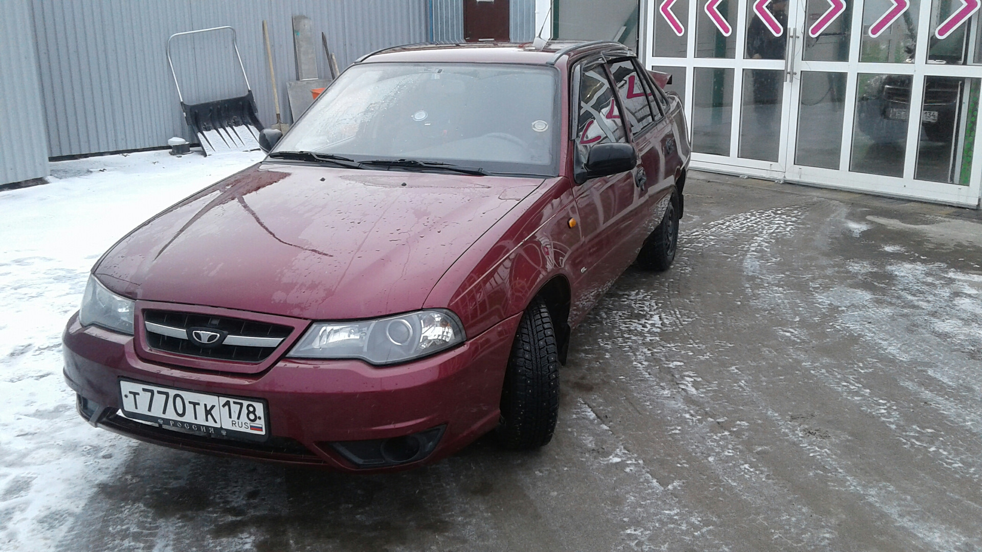 Daewoo Nexia 2 вишня