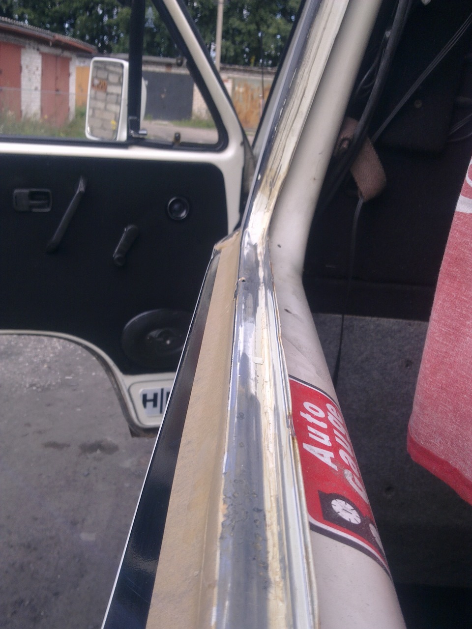 сдвижная форточка — Volkswagen Transporter T3, 1,9 л, 1986 года ...