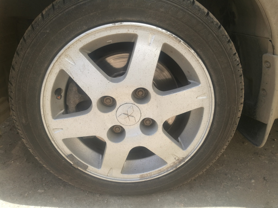 Прикупил комплект корейской резины+литьё) — Mitsubishi Lancer IX, 1,6 л ...