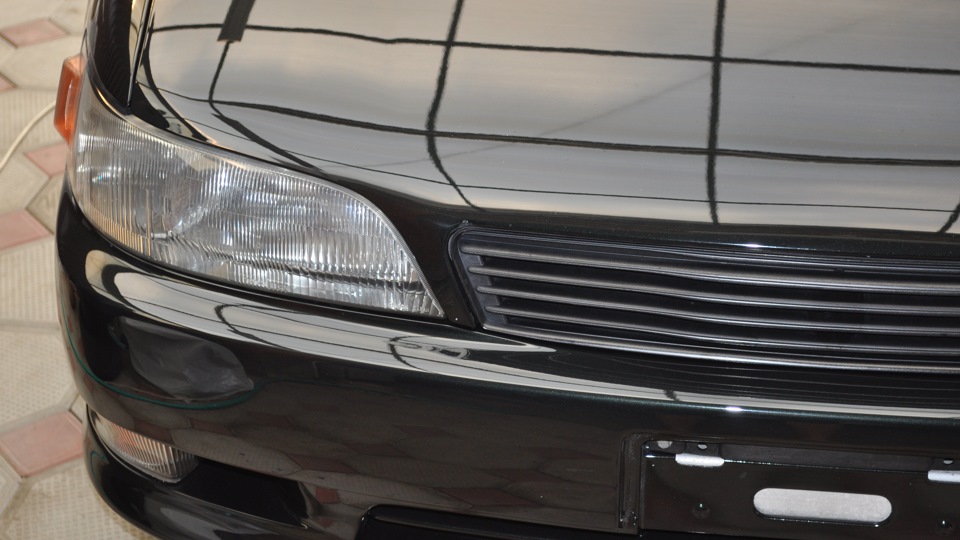 пора заменить противотуманочку и поворотник, покрасить бампер и ...