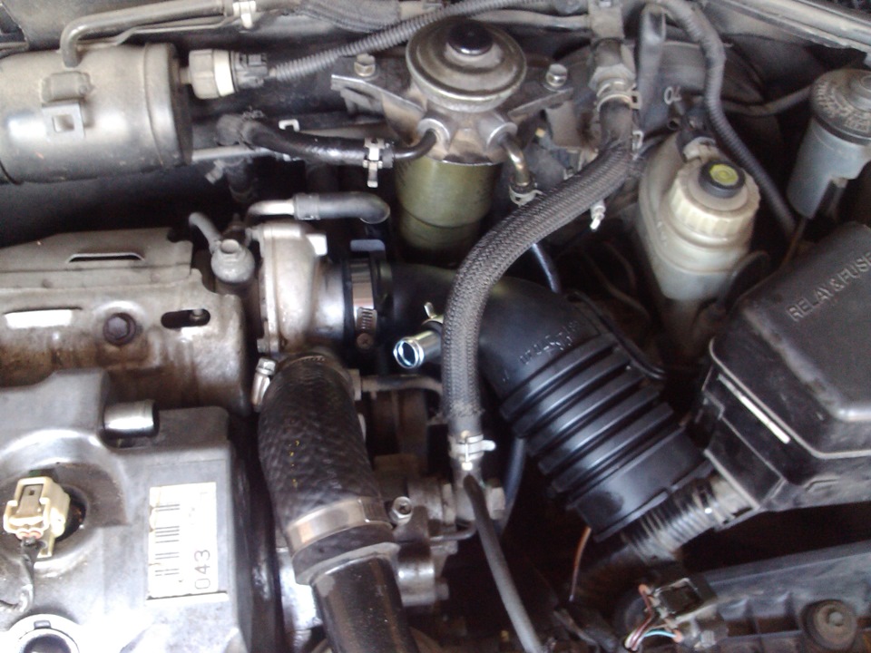 Патрубок турбины и термостат — бортжурнал Toyota Avensis 2