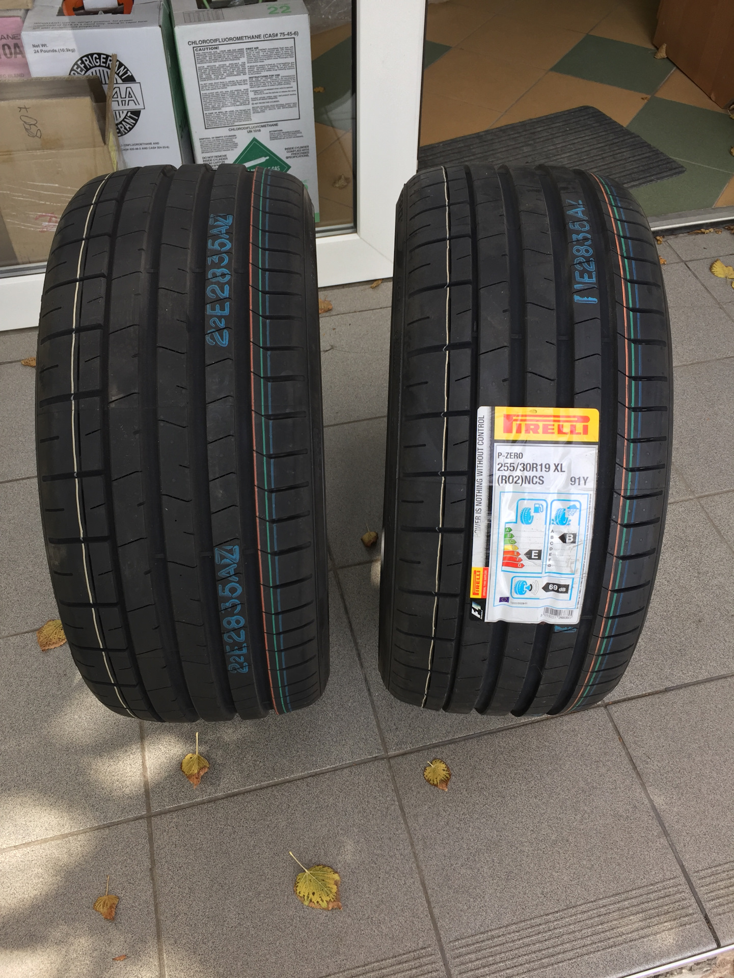 Шины 255 30 r19. Автомобильная шина Pirelli Eufori@ 255/30 r19 91y летняя.