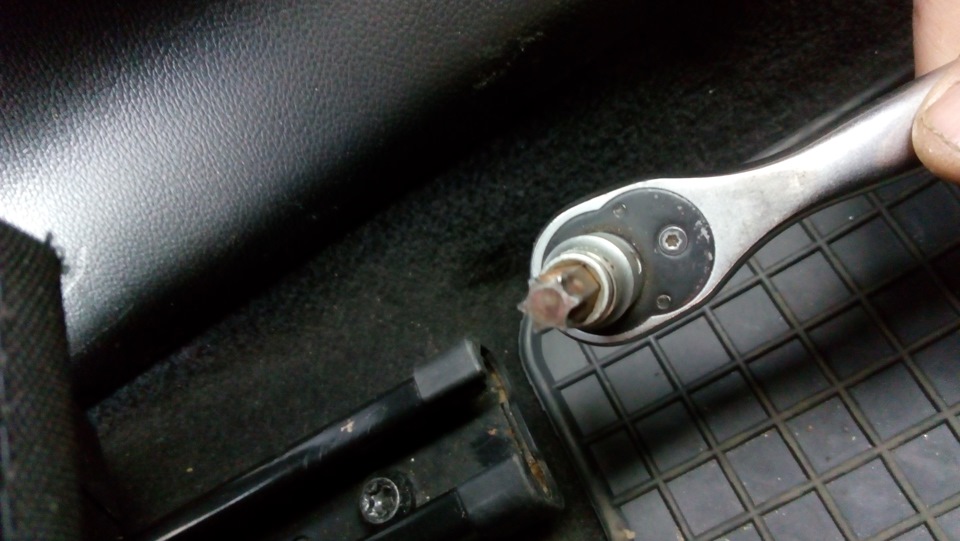 Реставрация подогрева сидений — Chevrolet Cruze (1G), 1,8 л, 2011 года ...