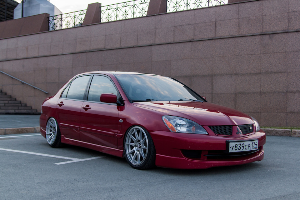 Mitsubishi Lancer 9 stance