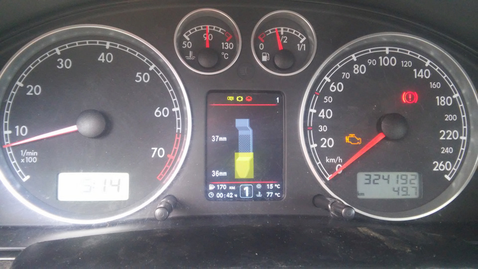 уровень моторного масла — Volkswagen Passat B5