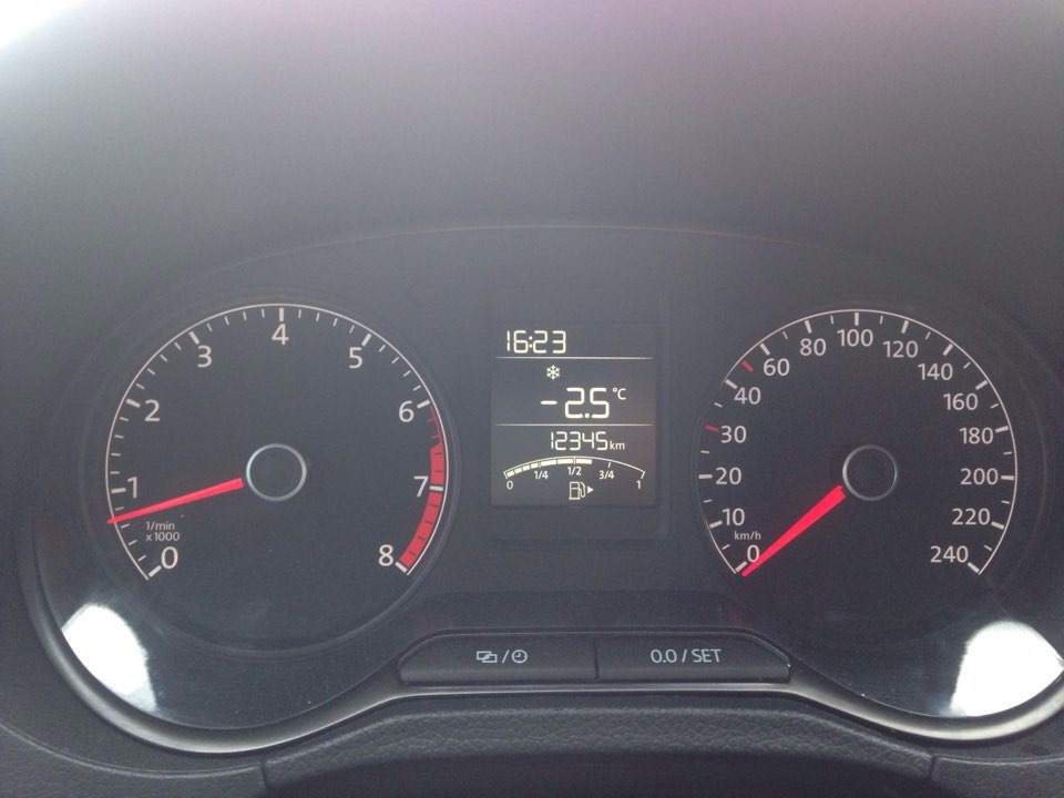 #35_снова тонер — Volkswagen Polo Sedan, 1,6 л, 2015 года | другое | DRIVE2