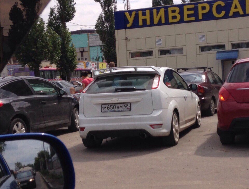 Молдинг багажника — Ford Focus Hatchback II, 2 л, 2008 года | стайлинг ...