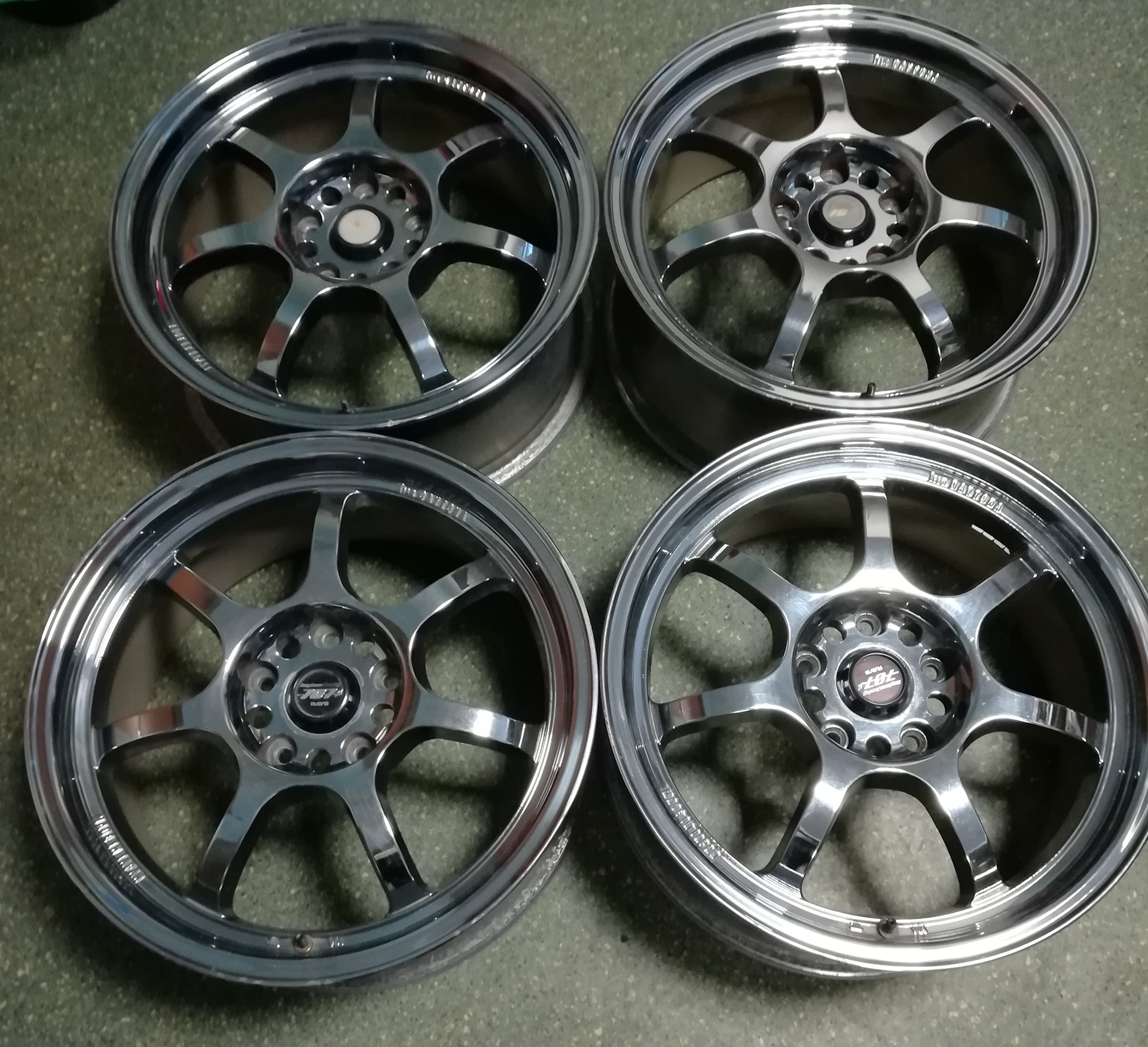 Диск 17 дюймов. Kosei k3 r14. Kosei Racing r14. Kosei диски r14. Диски кованые Kosei r14 4*100.