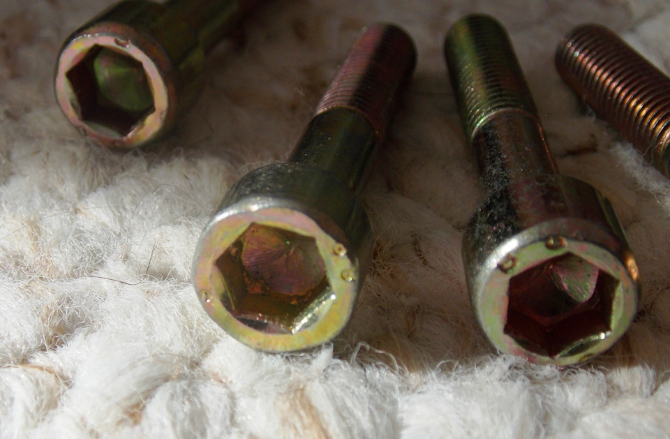 Фото в бортжурнале Audi 80 (B4)