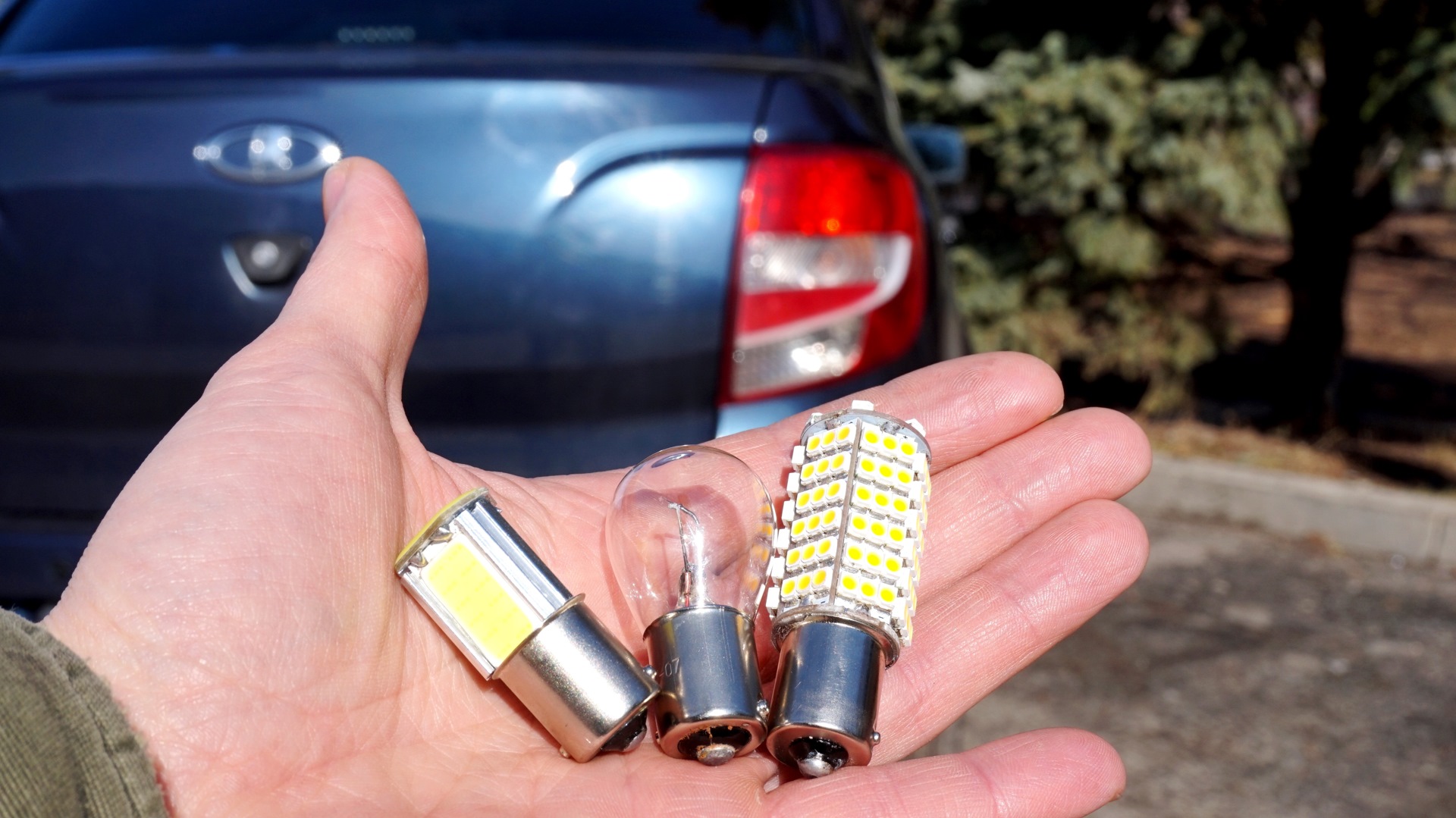 Лампы применяемые на ваз 2190. Габариты лампа гранта фл. Лампочки в габариты гранта лифтбек. Лампа 2190 зад габарит. Габариты лампа гранта фл.