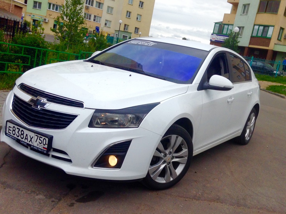 Chevrolet Cruze черная Погар