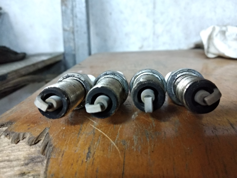 . — Nissan Almera II (N16)