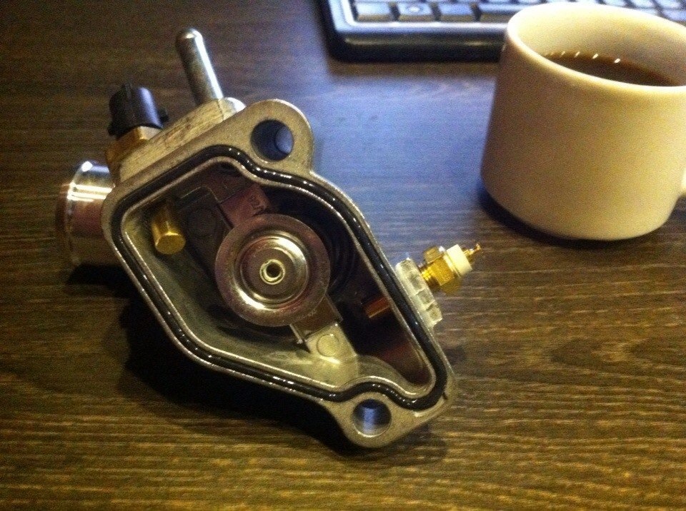 Термостат — Opel Astra H GTC, 1,8 л, 2006 года | запчасти | DRIVE2