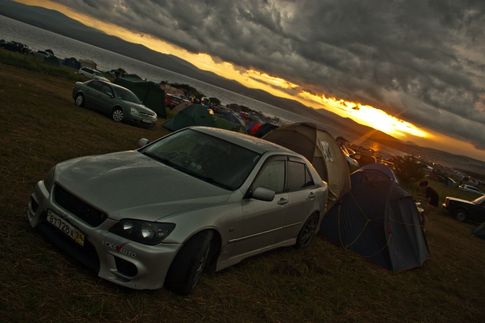 Поменял машину на старый корчевый скайлайн :) — Toyota Altezza, 2 л ...