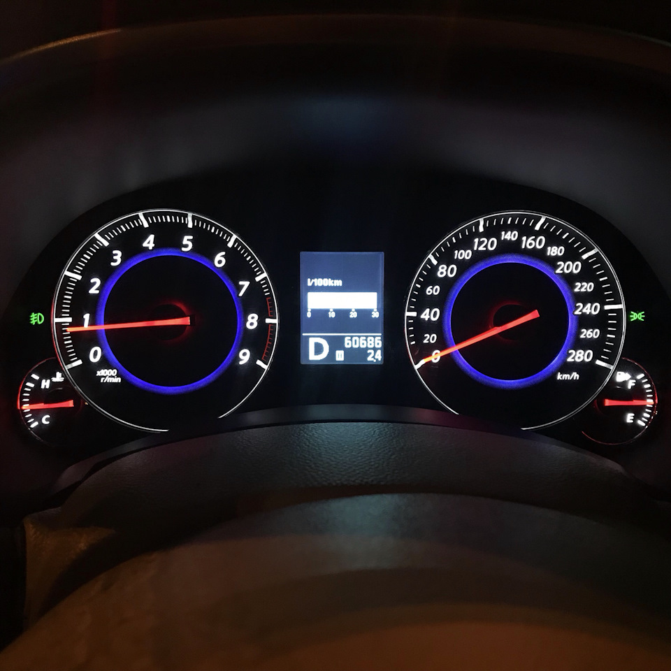 Infiniti jx35 как снять щиток приборов Замена красной подсветки панели прибора на белую. - Infiniti FX (2G), 3,7 л, 201