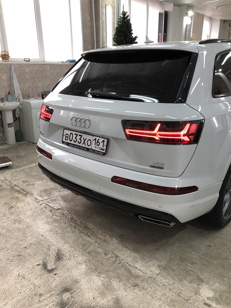 Как снять задние фонари q7 Задние фонари Black - Audi Q7 (2G), 3 л, 2017 года тюнинг DRIVE2