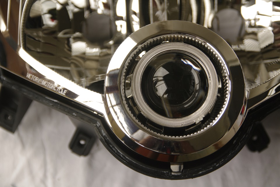 Как установить биксеноновые линзы morimoto h1 в фары мотоцикла ...