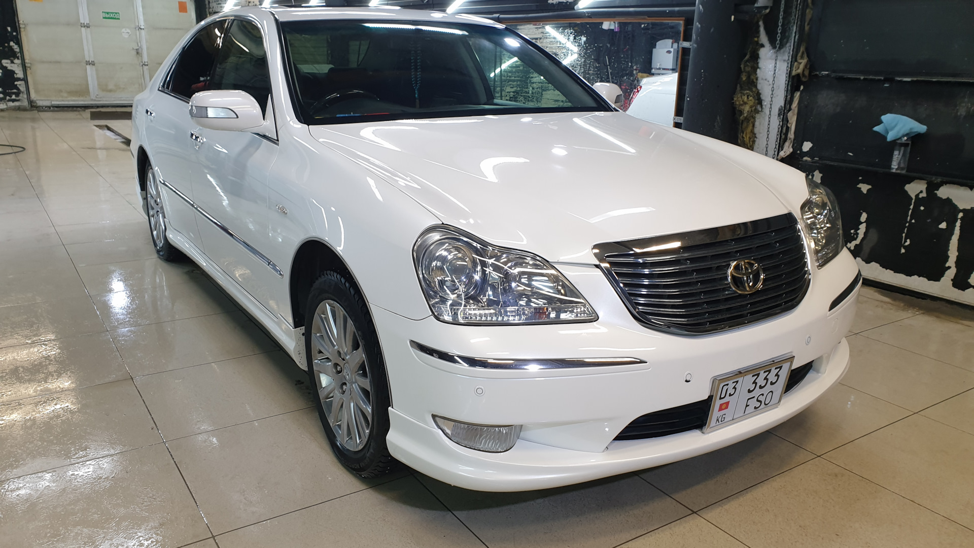 Toyota Crown Majesta (S180) 4.3 бензиновый 2006 | БЕЛАЯ ЛЕБЕДЬ на DRIVE2