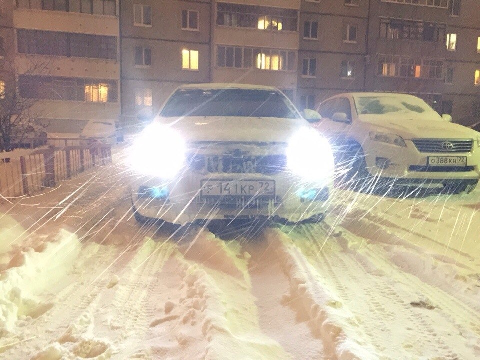 Воткнул в ближний галоген и в габариты светодиод — DRIVE2