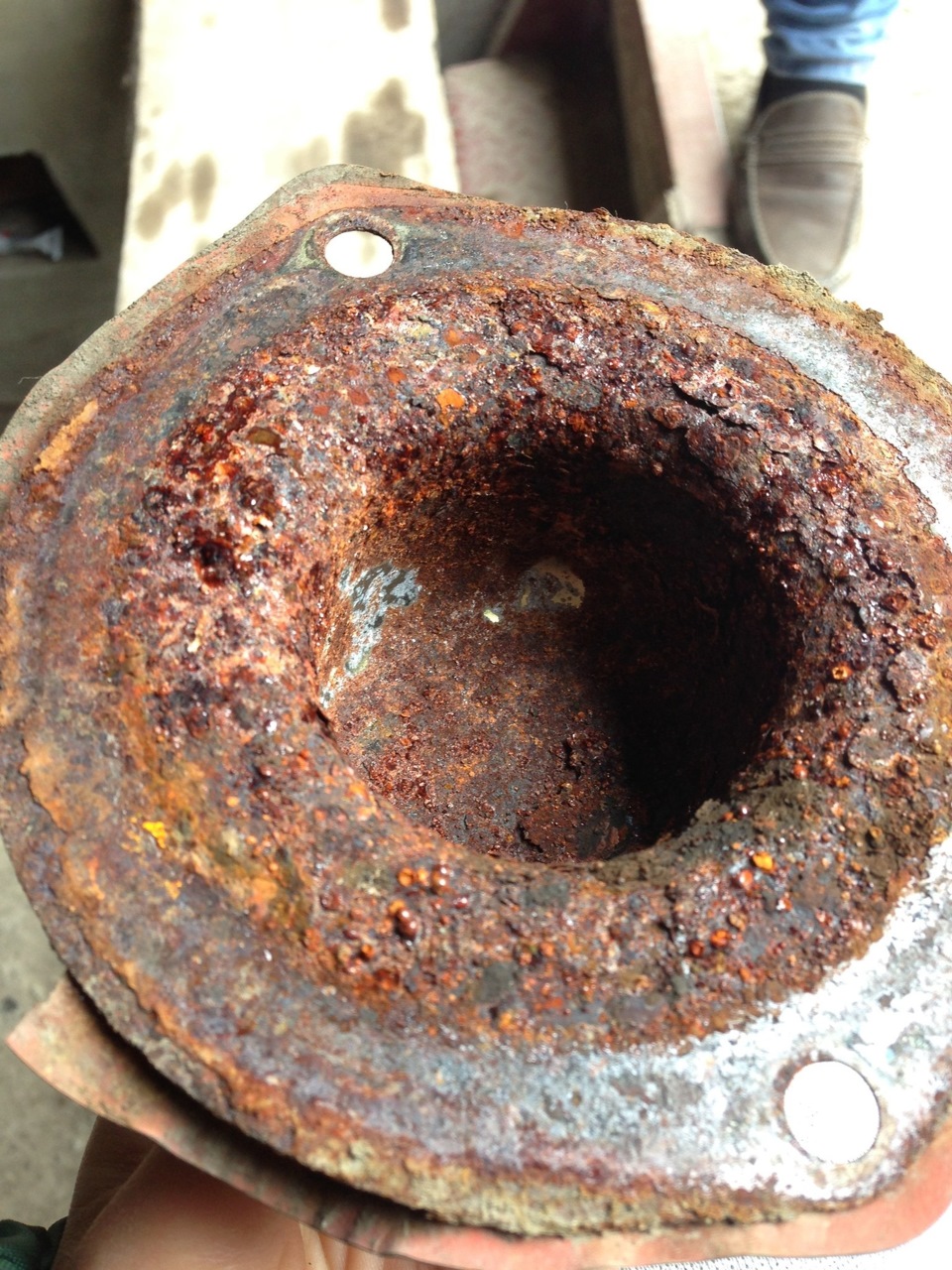 Глухой стук сзади — Nissan Skyline (R34), 2,5 л., 1999 года | поломка ...