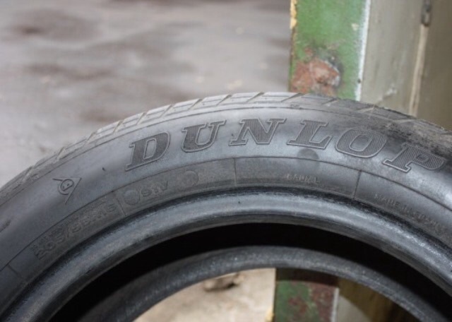 Продам шиныШины Dunlop — Volkswagen Passat B7, 1,4 л, 2013 года | шины ...