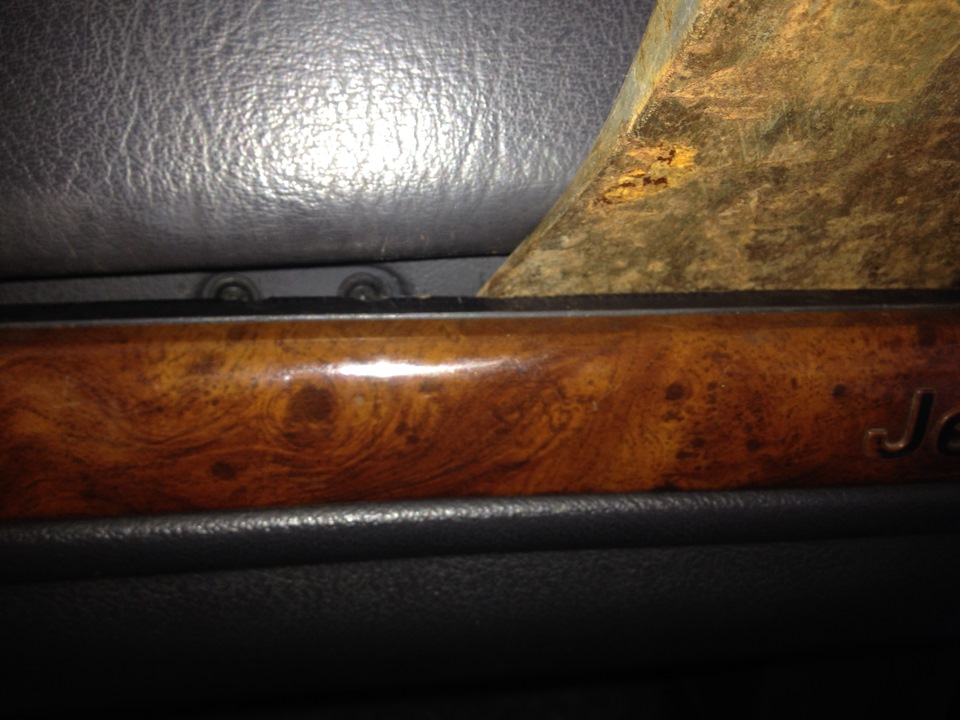 ed2b586s 960 Как открыть бардачок без ключа