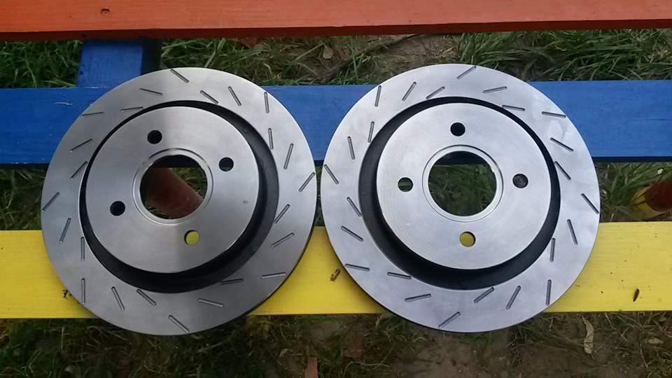 Насечки на тормозных дисках № 49 (FORD Sierra) — DRIVE2