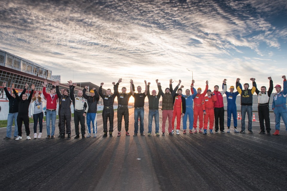 Фото в бортжурнале Subaru Impreza WRX STI (GC)