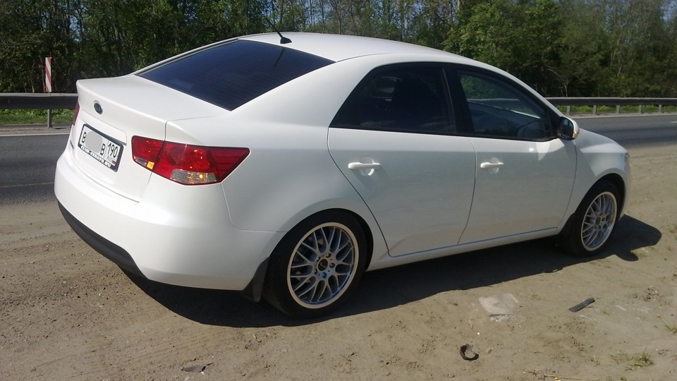 kia cerato 2