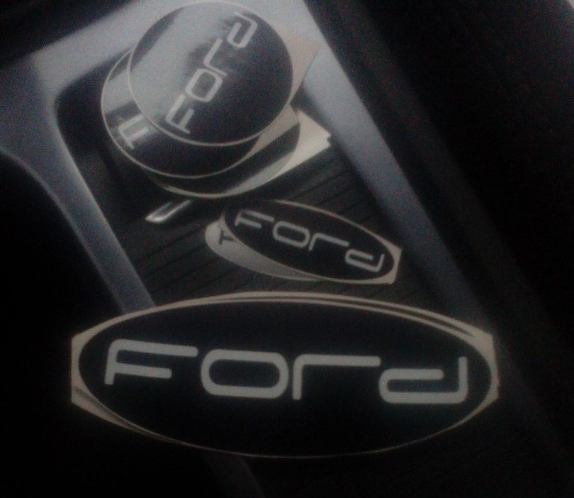 Наклейки на шильдики — Ford Mondeo IV, 2 л, 2012 года | стайлинг | DRIVE2