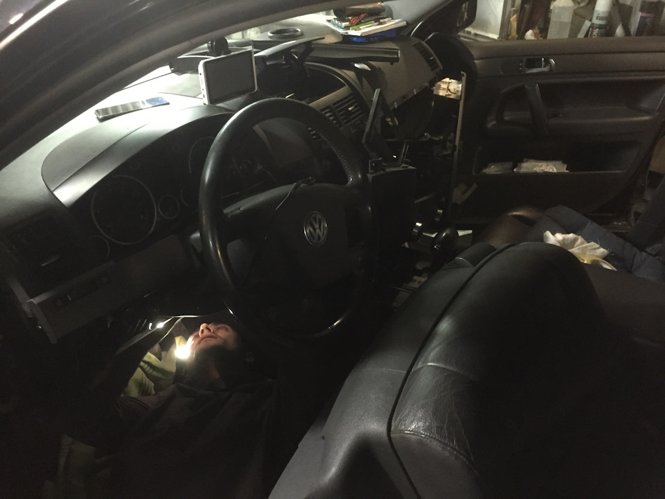 Фото в бортжурнале Volkswagen Touareg (1G)