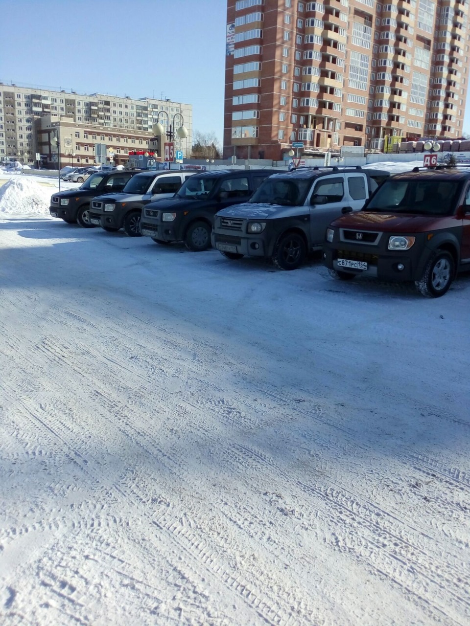 С начало встретились в городе, но сам не успел…но успел на самую вкусную часть :) — Honda Element
